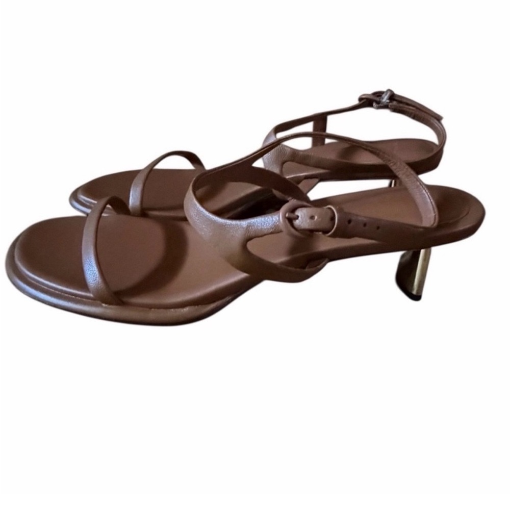 New - VINCE Ester Ankle Strap Woman’s Kitten Sandals